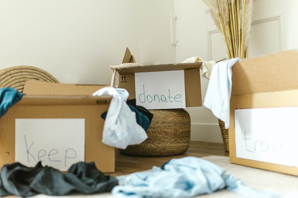 donation-charity-shop-dolly